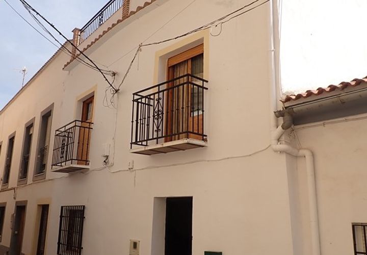Landsbyhus i Albondon, Granada, Albondon - € 90.000 | Ref: C0588 - foto 1
